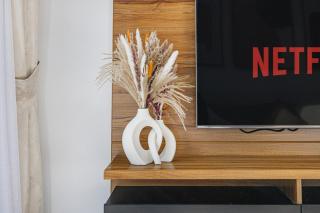 Furnished 2BR with Vibrant View - 5