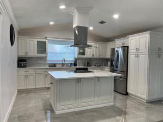 3-bedroom Furnished Retreat In The Gulf Cove Community - Port Charlotte - 4