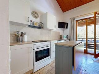 Duplex 3 pièces avec balcon à Saint-Jean-d'Aulps, linge et ménage inclus - FR-1-573-143 - 8
