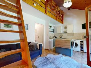 Duplex 3 pièces avec balcon à Saint-Jean-d'Aulps, linge et ménage inclus - FR-1-573-143 - 7
