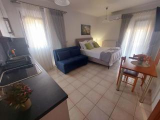 Eleni's Apartments Igoumenitsa - Γκαρσονιέρα 1ου ορόφου επιπλωμένη, εξωπλισμένη - Igoumenitsa - 8