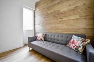 Live The City In A Designer Apartment Near Main St - 5