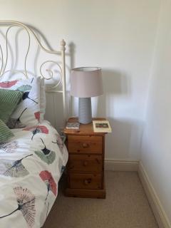Cosy Cottage Overlooking Malmesbury Abbey - 1