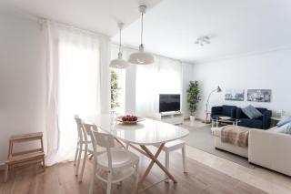 The Lucky Flats - Pintor Sorolla - Alicante - 4