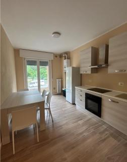 Romeo's flat - 1