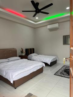 Homestay Lot 9333 Inn - Gerisik - 3