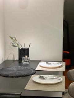 The QuietPad A Stylish Studio, Pool with Free Parking in Davao City Center - 7