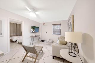 Beach Apart By Pmi Unit 4 - West Palm Beach - 1
