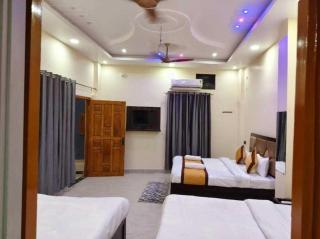 Hotel O Govinda Kripa - 8