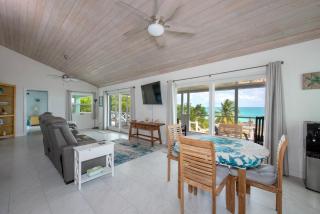 Ware-A-Dise - Newly Remodeled Home on Calm Caribbean home - 6