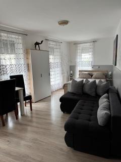 Platinum Guesthouse - 1