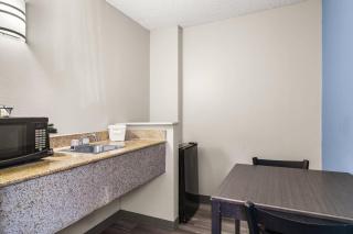 Quality Inn Jacksonville - Orange Park near Naval Air Station - 4