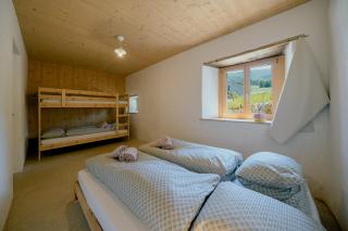Stylish Jura house for 10 guests - Grandval - 4