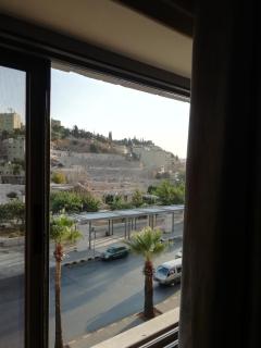 Layaali Amman Hotel Airport Pickup - 1