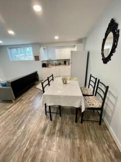 Holiday Home - Coquitlam - 6