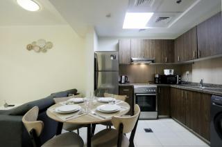 Livbnb-Spacious JVC Studio, Near Dining and Shops - Dubai - 8