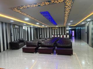 Comfort Stay - Saheed Path Ahimamau, Near Lulu Mall - 1