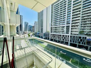 Luxurious 1BR , Damac Maison Canal Views - 7