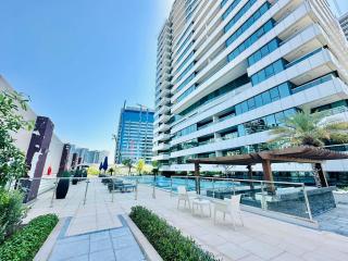 Luxurious 1BR , Damac Maison Canal Views - 2