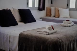 Sensia Luxury Apartment with Hot tub - Oia - 3
