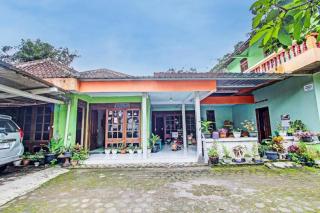 SPOT ON 93592 Pondok Backpackers Ardafa Jogja - Yogyakarta - 9