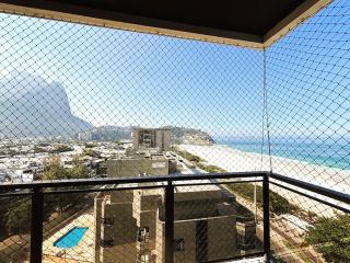 Apartamento com Vista para a Praia da Barra - 0