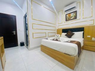 Royal Hotel Thiện Kế - - 1