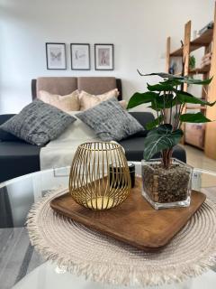 Cozy Studio Apartment with Pool and Gym Access in Subang Jaya - Subang Jaya - 0