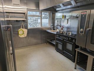 10 Bedroomed former coaching Inn - 4