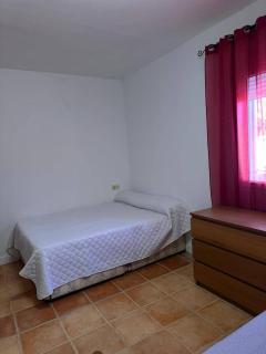 Casa Bueno- Sleeps 7 Private Pool & AirCon - 3