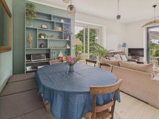 Jolie maison pour 6 - grand jardin et barbecue - 3