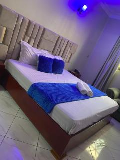 SPOTLIGHT MOTEl - Kampala - 2