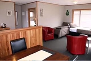 Modern Cottage near Plenty of Hiking Trails in Catlins, New Zealand - 4