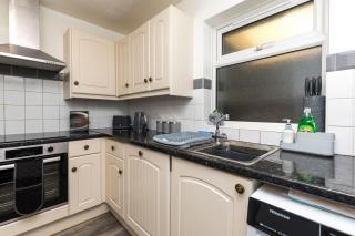 Crawley Rd - 3