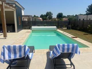 4 bedroom 4 bathroom villa 15 with pool and hot tub - 8