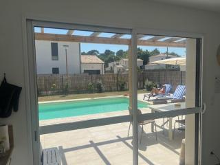 4 bedroom 4 bathroom villa 15 with pool and hot tub - Saint-Augustin - 3
