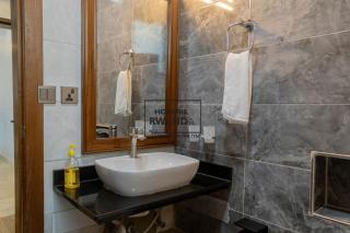 Kiyovu Cozy Home Rental With Honore Rwanda - 5