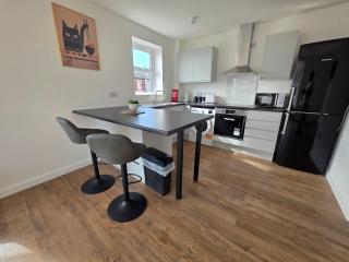Ground Floor Oceanview Stay Modern Design, Sleeps 4 - Blackpool - 6