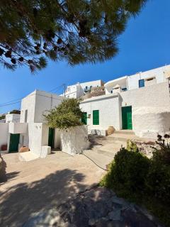 Garden View Traditional House - Trypiti - 8