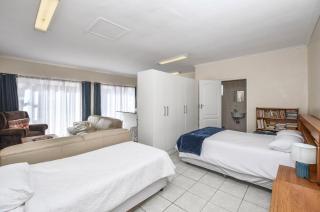Family Tides - Yzerfontein - 9
