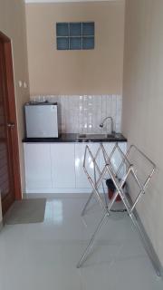 Family Guest House - - 7