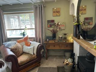 Cosy 4 bed cottage with log burner, close to Gower beaches - Dunvant - 6