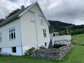 Flø Feriehus med Badstue - Ulstein - 8
