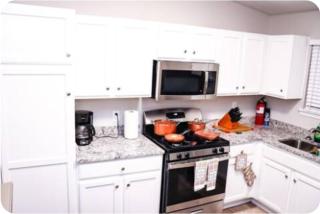 The Easy Access 2Br2bts kingbed apt with 4 beds sleeps 5 - 5