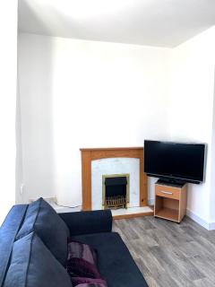 1-Bedroom Studio with Parking, Steps from the Promenade - Blackpool - 2