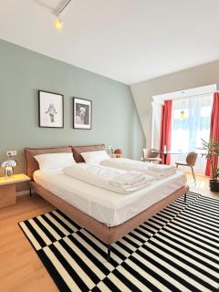 Smart Stayzz - 5