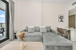 New Luxury 1 Bedroom - 1