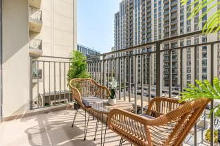 Radiant 2BR APT near Dubai Hills Park & Golf Club - 7