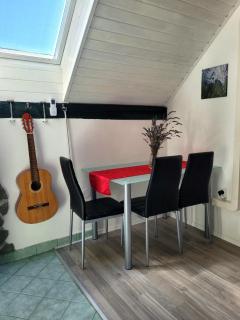 Babičina hišica - 6