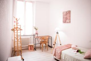 Qualys Vignoble parking, square view, close to city - 3